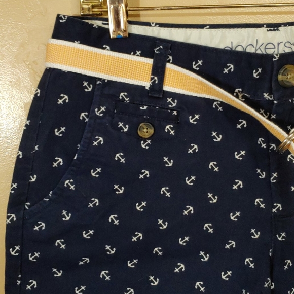 Dockers 🆕 Soft Slimming Anchor Shorts 8 - Picture 3 of 14